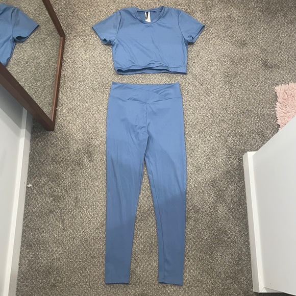 PrettyLittleThing Pants - Pretty Little Thing Activewear matching set